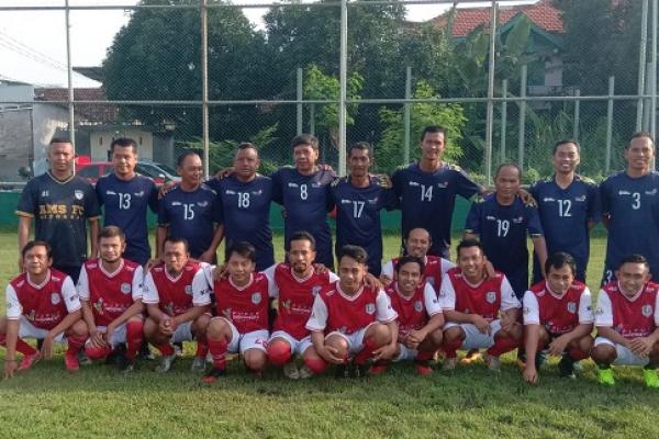 Kolaborasi Waras FC dan Rendi Irawan Sukses Gelar Fun Football Di Stadion Mini Jati Sidoarjo