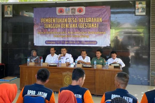 Di Kabupaten Lumajang, pembentukan Destana menyasar tiga desa terdampak banjir lahar dingin Gunung Semeru.