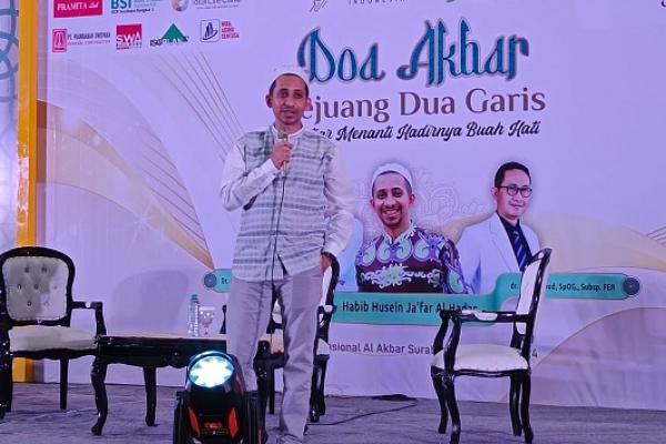 Ribuan Orang Ikuti Doa Akbar Pejuang Dua Garis Di Masjid Agung Al Akbar Surabaya