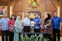  Komisi X DPR RI dan Pj. Gubernur Jatim Bertemu, Bahas Prestasi dan Tantangan Pendidikan Jatim