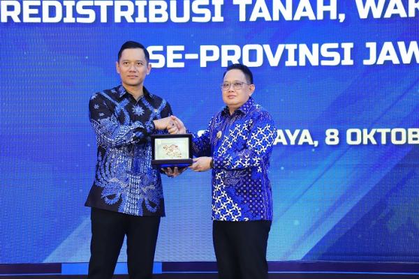 Capaian PTSL 100 Persen, Pj. Gubernur Jatim : Bentuk Kepastian Hukum Atas Kepemilikan Tanah