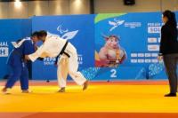 Dua orang atlet judo tunanetra tengah bertanding dalam salah kelas di ajang Pekan Paralimpiade Nasional XVII/2024 di Kota Surakarta, Solo, Jawa Tengah. Cabang olahraga (cabor) judo tunannetra Jawa Timur optimis akan sumbang medali emas dari kelas +90 putra. (Foto.Wahyoe Boediwardhana)