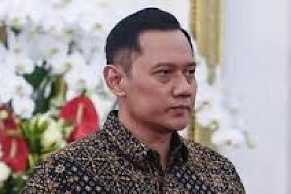 Kejar Standar FIFA, AHY Renovasi Sejumlah Stadion di Jawa Timur 