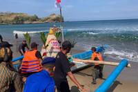 Upaxara Larung Sesaji di Malang Jawa Timur.